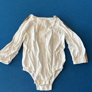 Burberry White Long-Sleeve Baby One-Piece with Signature Plaid Trim